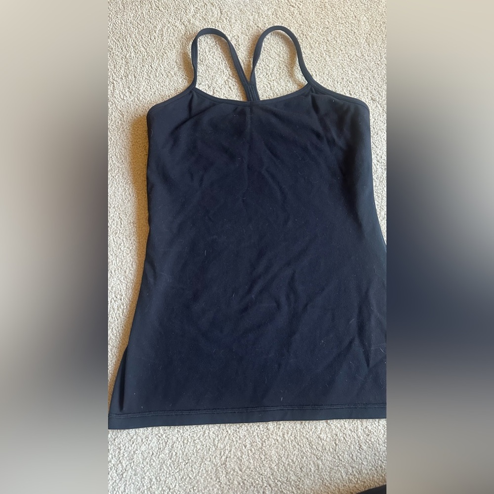 Lululemon tank.
